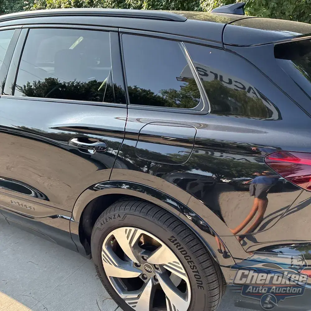 2025 Audi Q6 e-tron Prestige