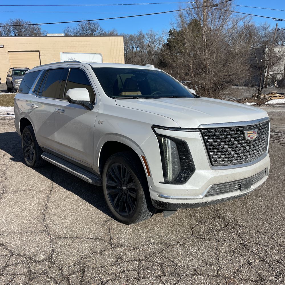 2025 Cadillac Escalade Premium Luxury