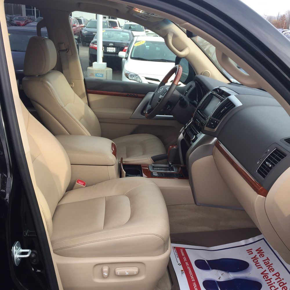 2015 Toyota Land Cruiser