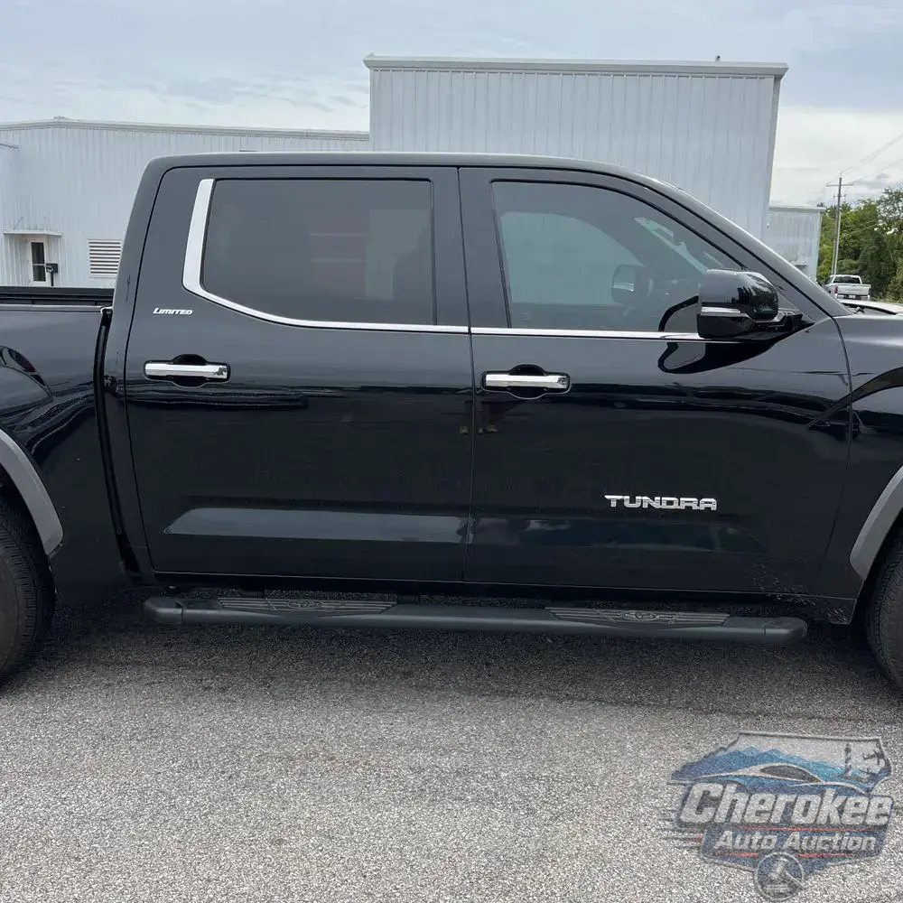 2025 Toyota Tundra Limited HV