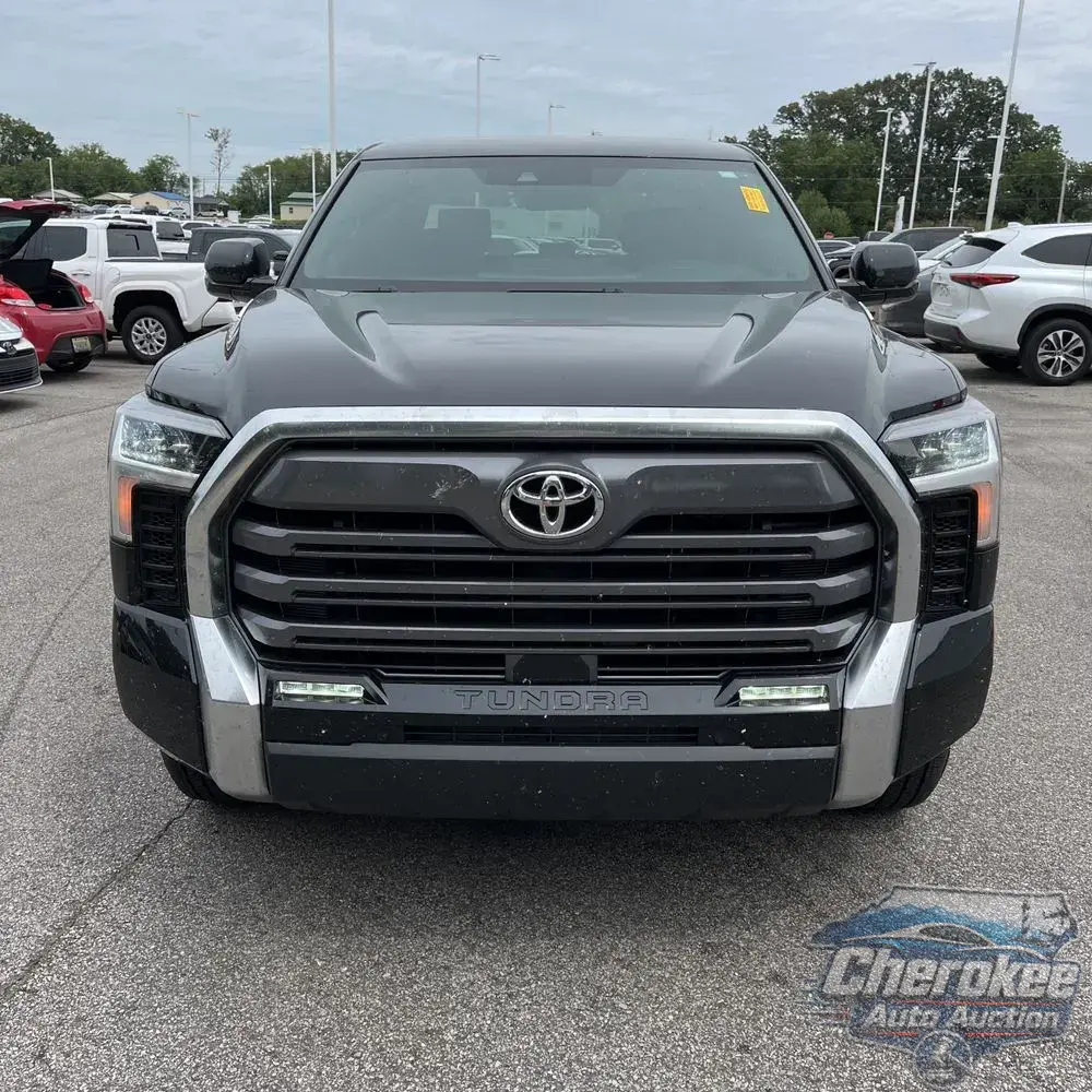2025 Toyota Tundra Limited HV