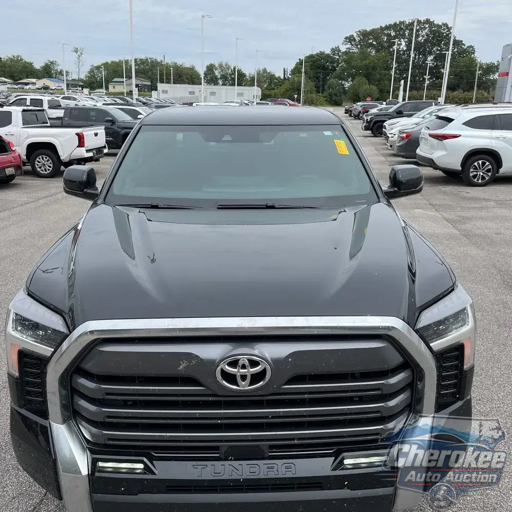 2025 Toyota Tundra Limited HV