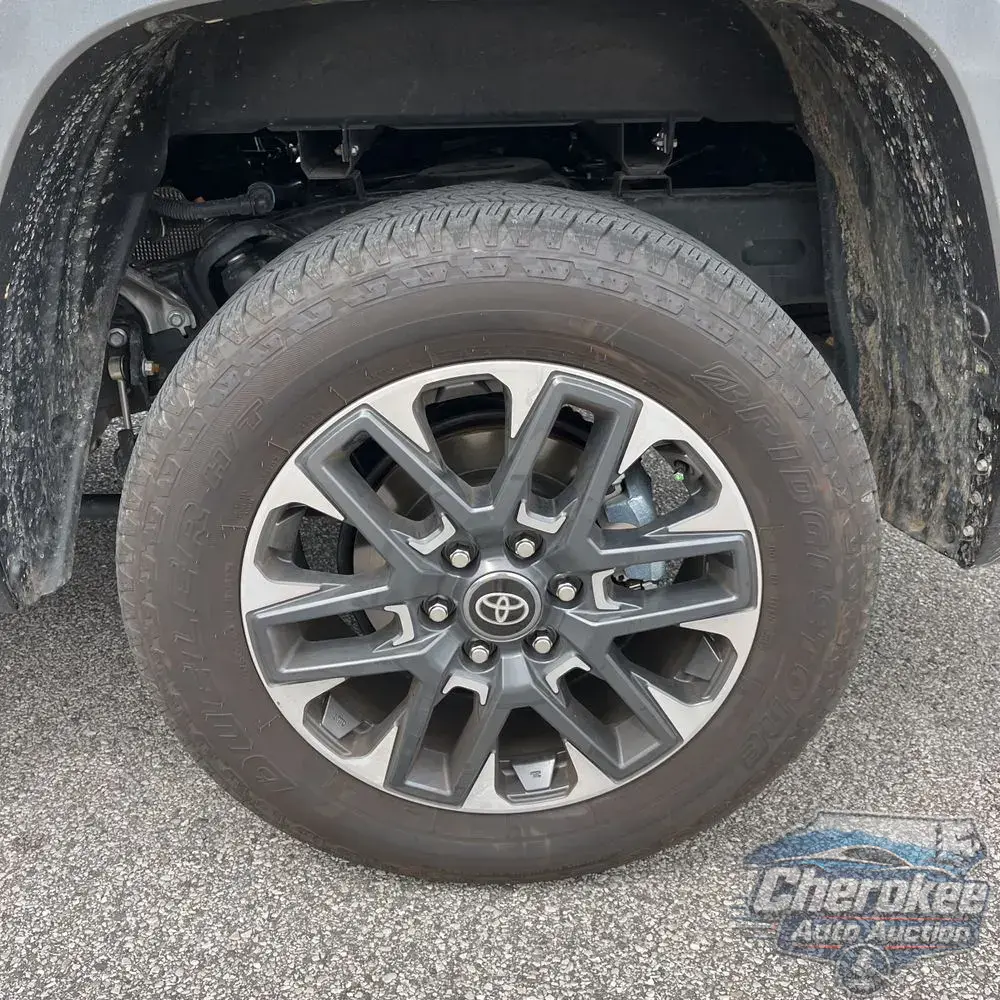 2025 Toyota Tundra Limited HV