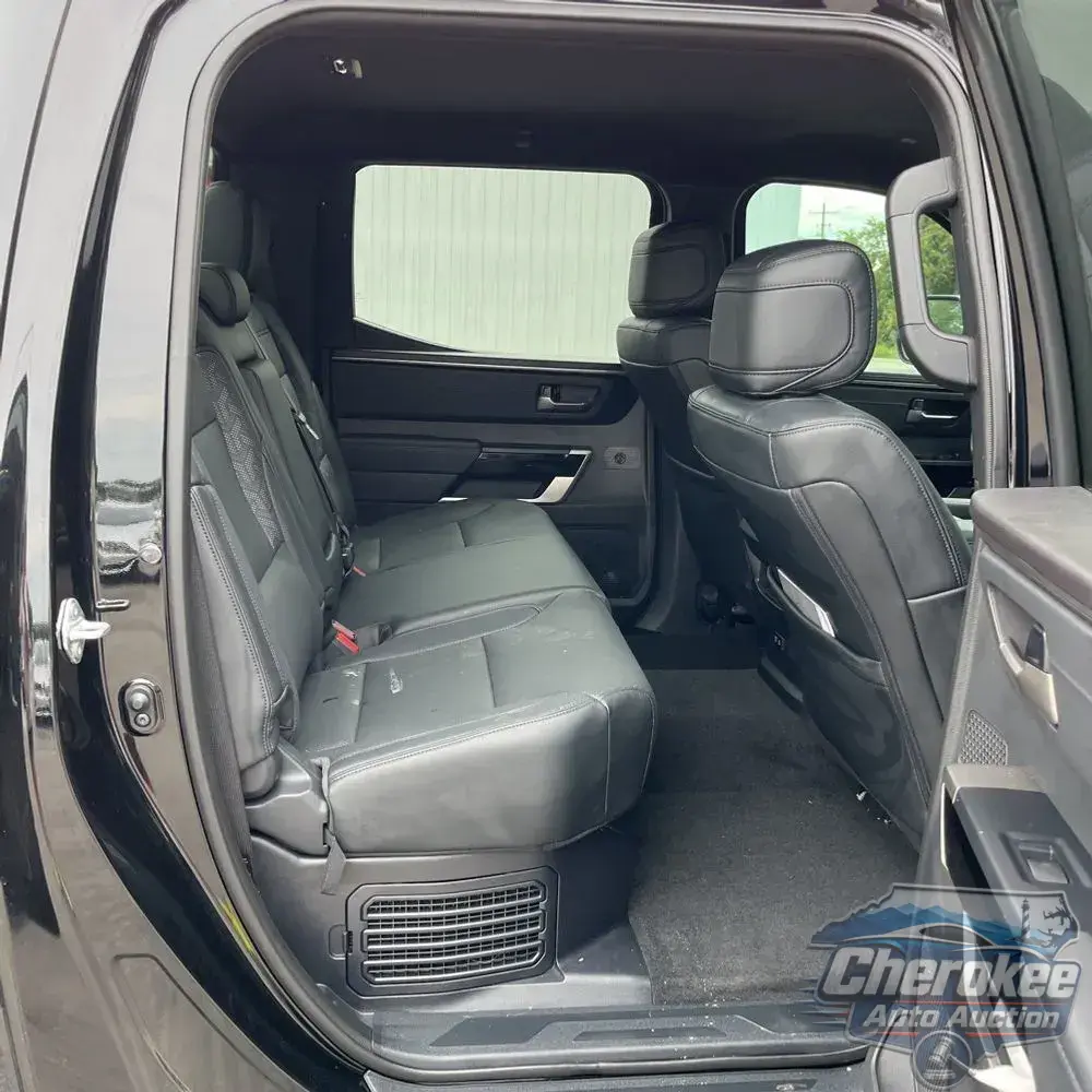 2025 Toyota Tundra Limited HV