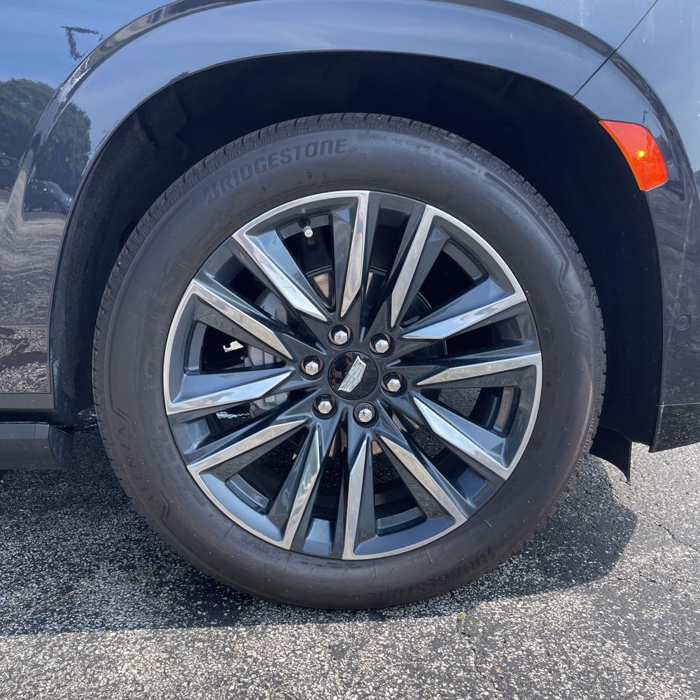 2024 Cadillac Escalade Sport Platinum