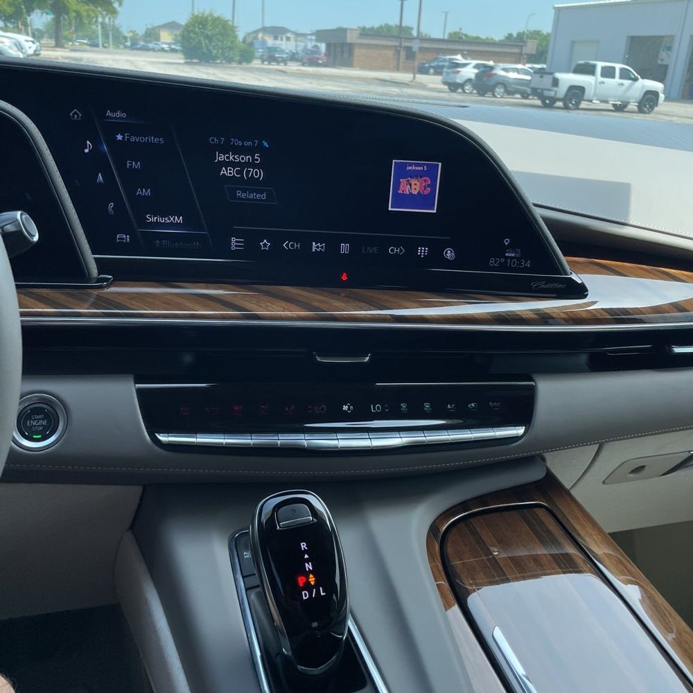 2024 Cadillac Escalade Sport Platinum