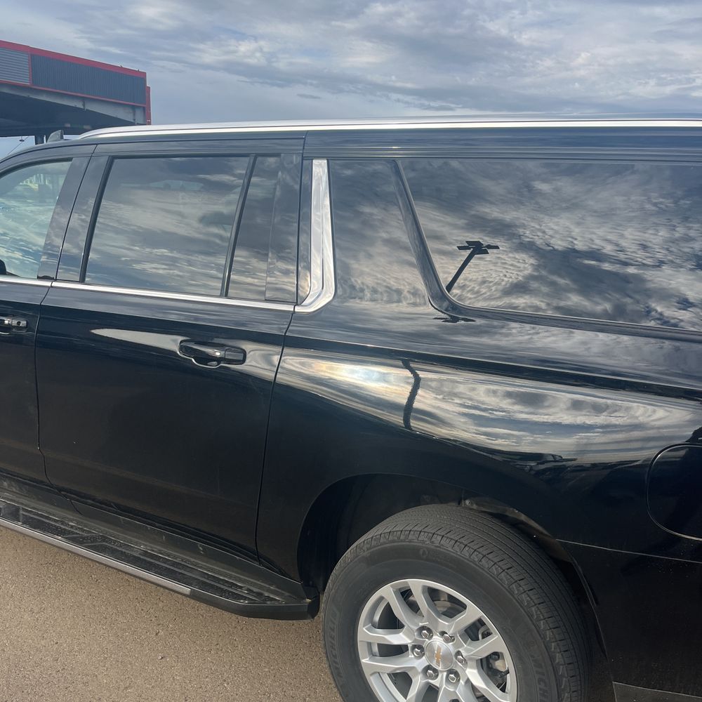 2024 Chevrolet Suburban LS