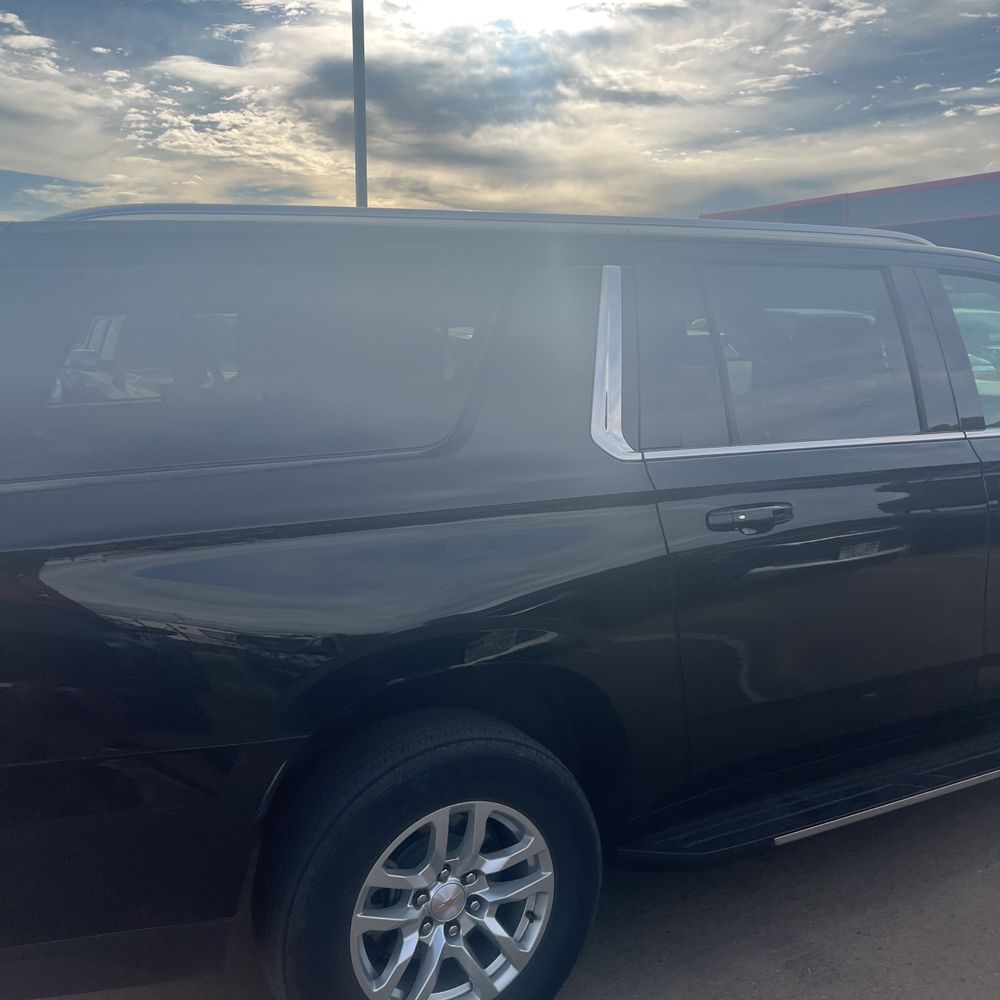 2024 Chevrolet Suburban LS