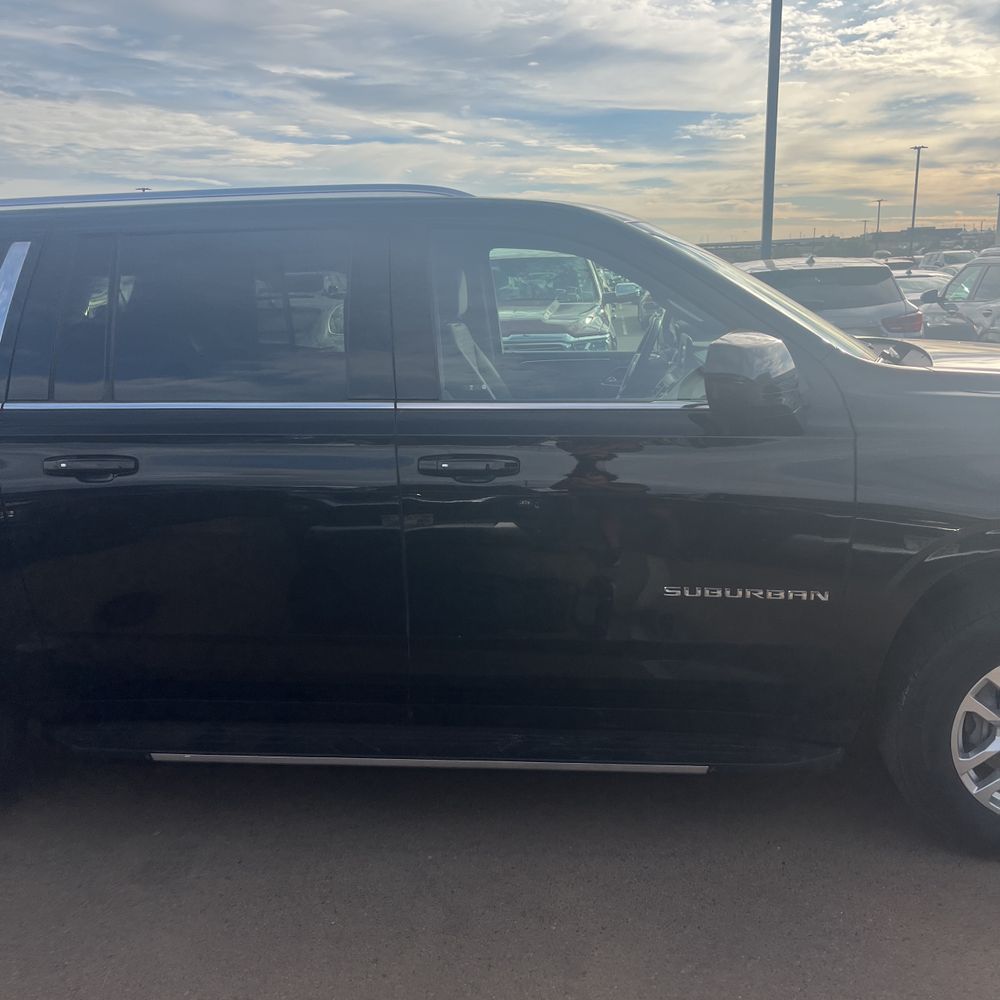 2024 Chevrolet Suburban LS