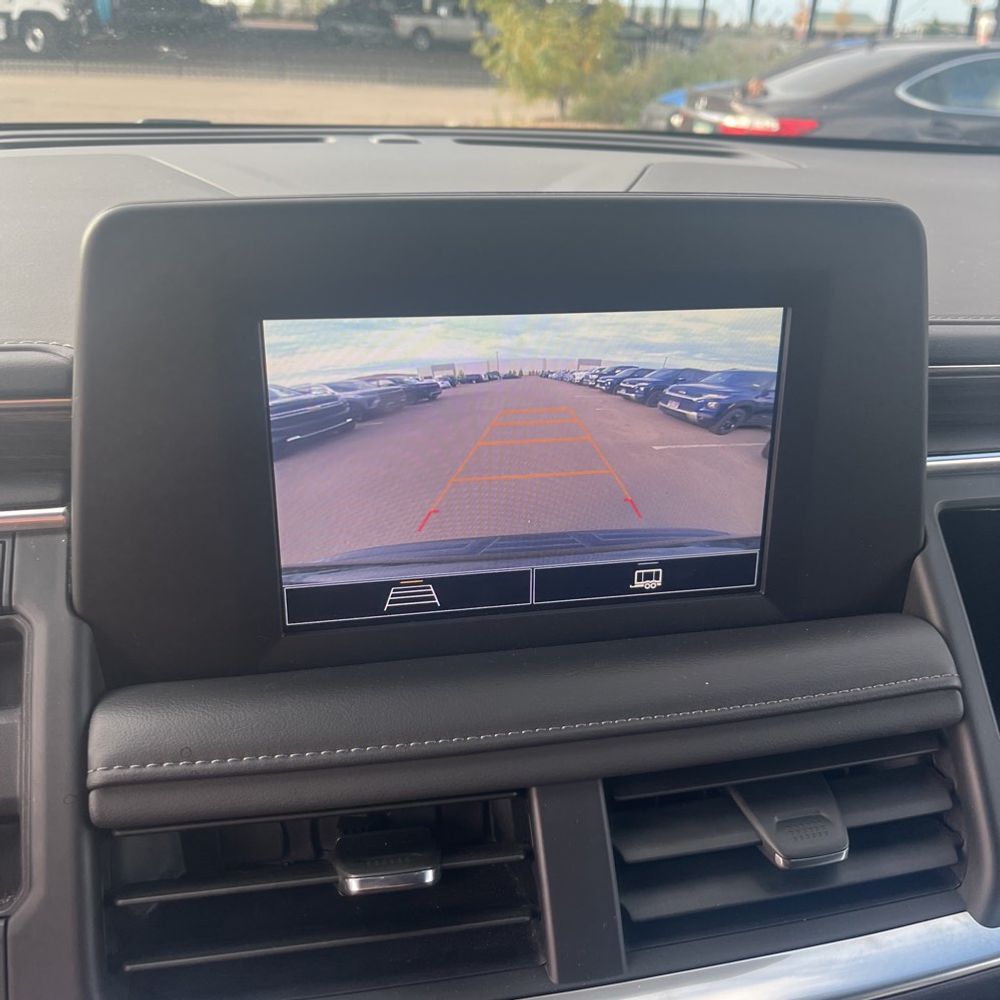 2024 Chevrolet Suburban LS