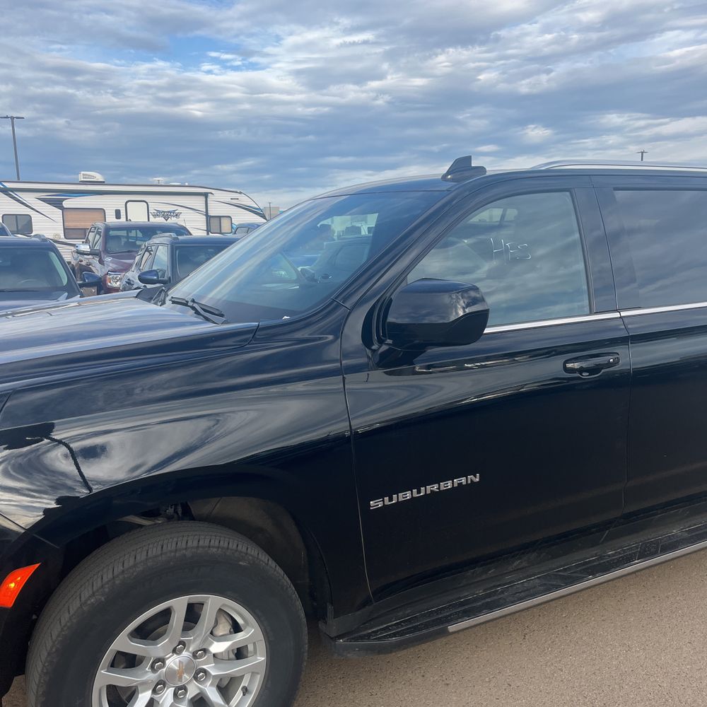 2024 Chevrolet Suburban LS