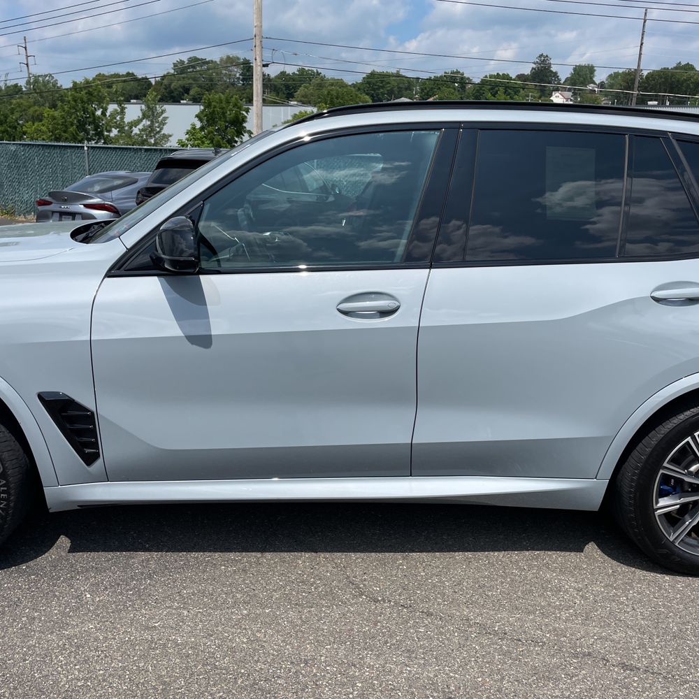 2024 BMW X5 M60i