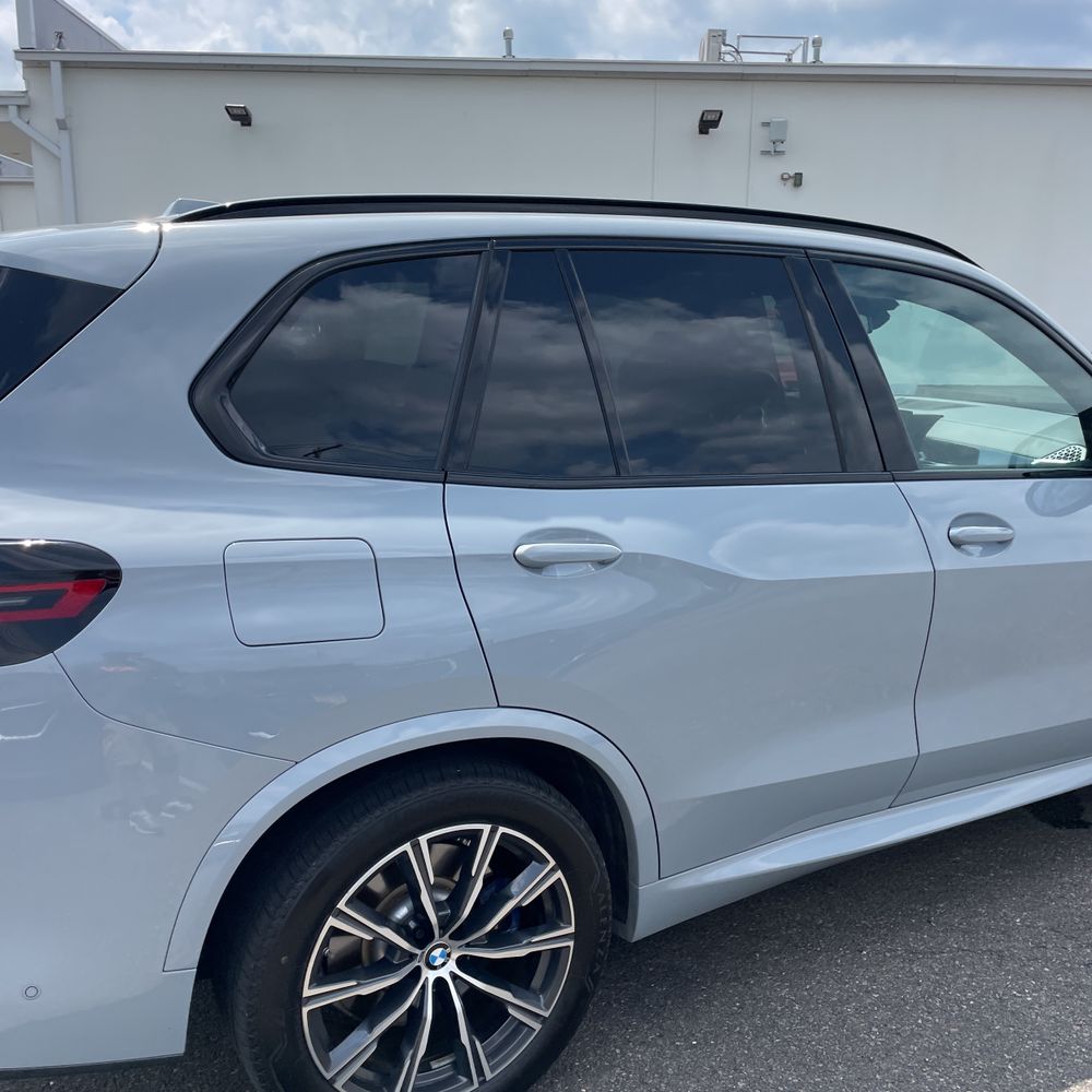 2024 BMW X5 M60i