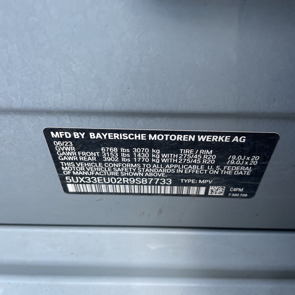 2024 BMW X5 M60i