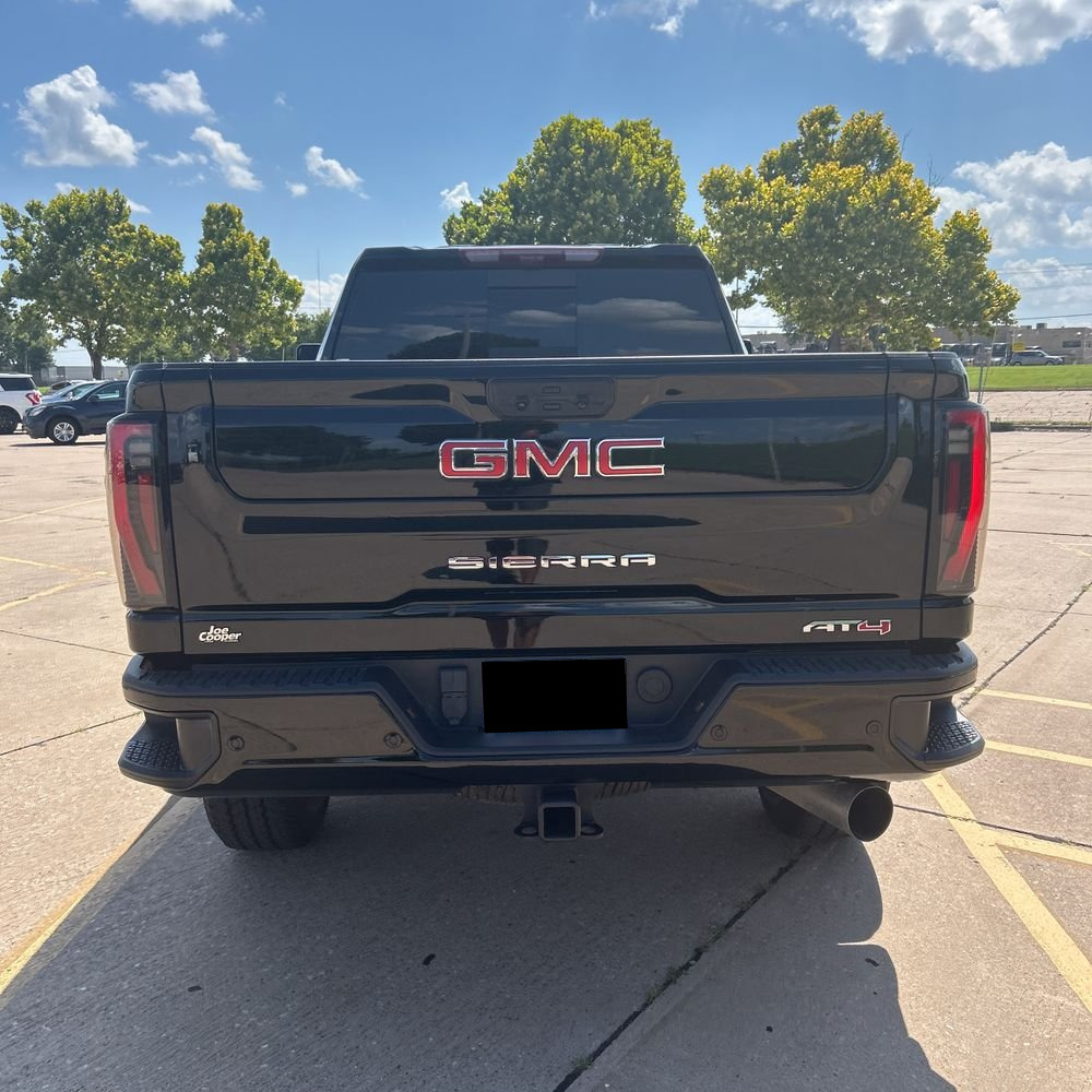 2024 GMC Sierra 2500HD AT4
