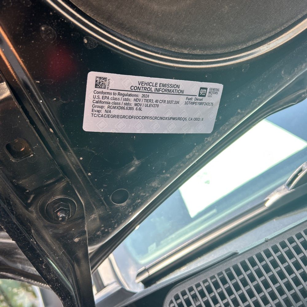 2024 GMC Sierra 2500HD AT4