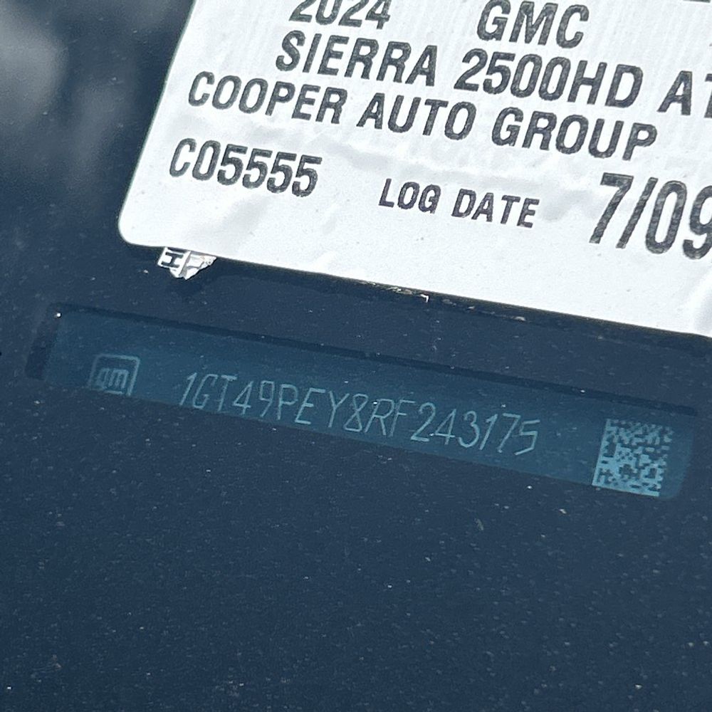 2024 GMC Sierra 2500HD AT4