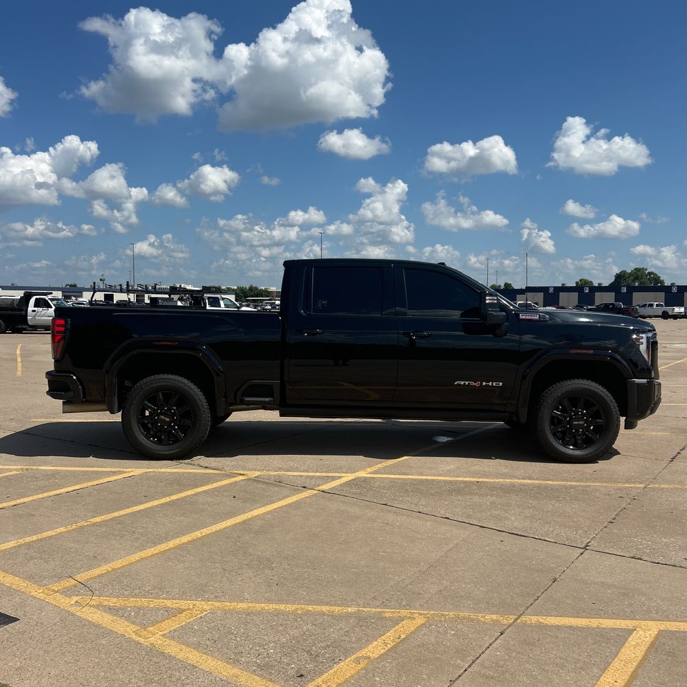 2024 GMC Sierra 2500HD AT4