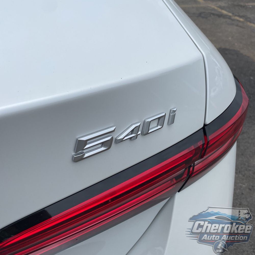 2025 BMW 5-Series 540i xDrive