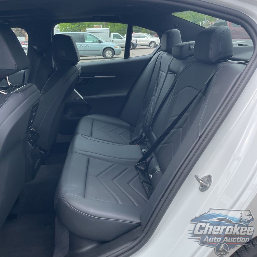 2025 BMW 5-Series 540i xDrive