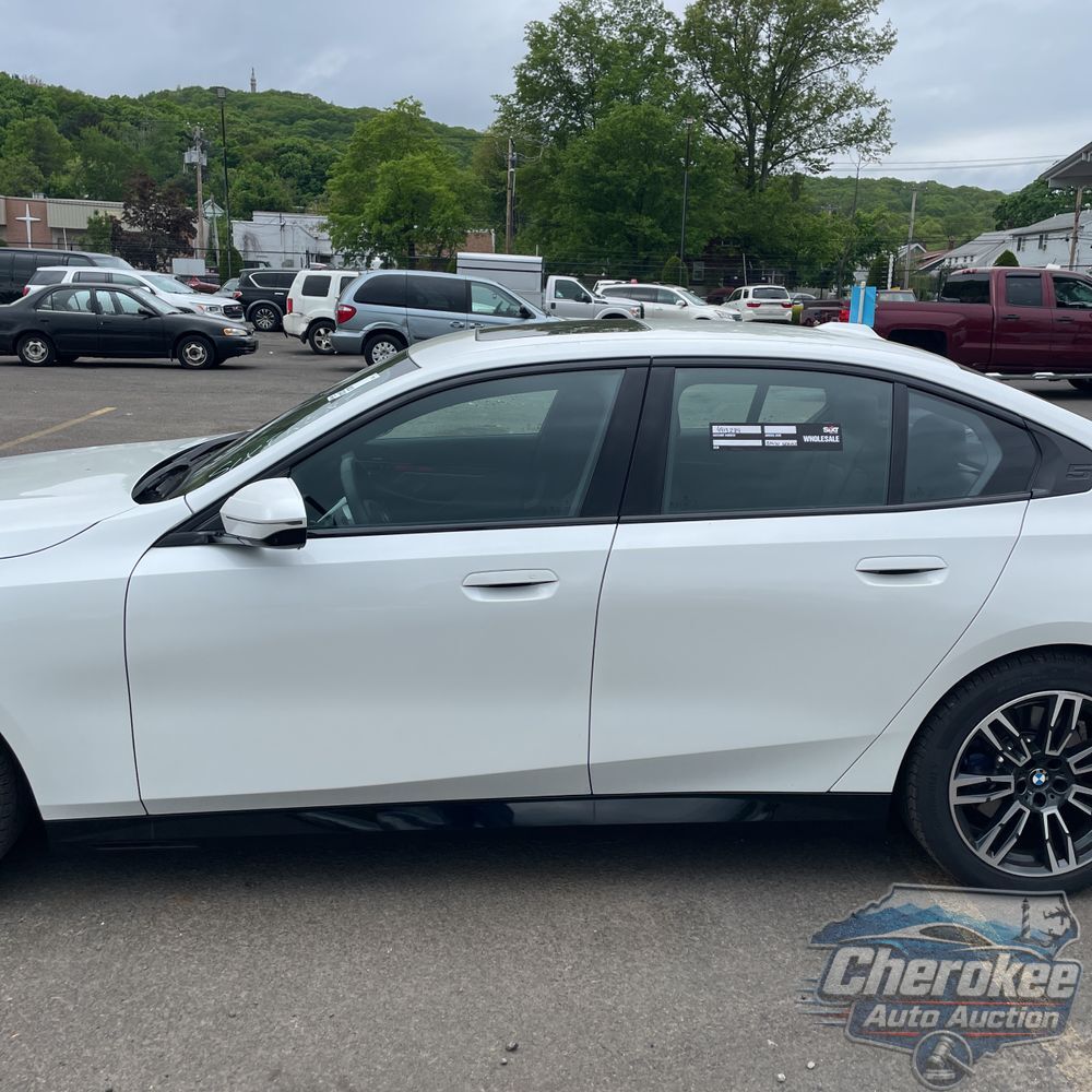 2025 BMW 5-Series 540i xDrive