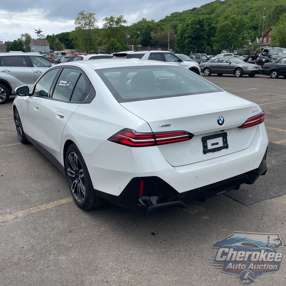 2025 BMW 5-Series 540i xDrive
