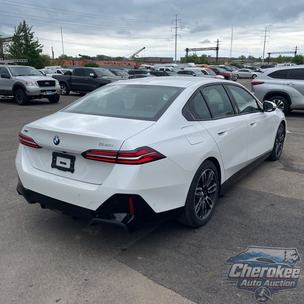 2025 BMW 5-Series 540i xDrive