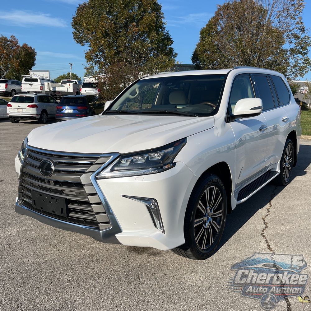 2021 Lexus LX 570 Three-Row