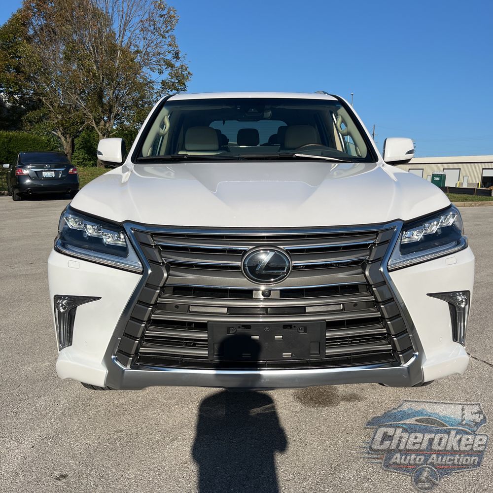 2021 Lexus LX 570 Three-Row