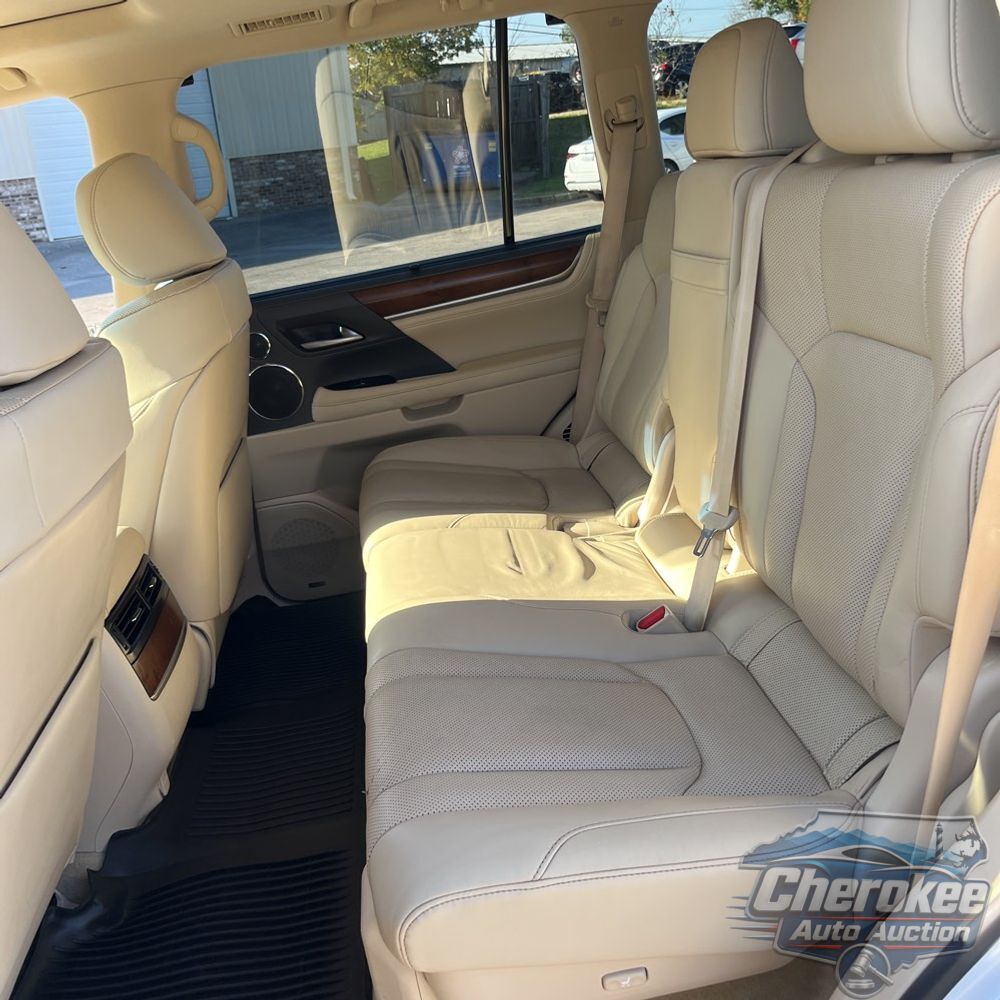 2021 Lexus LX 570 Three-Row