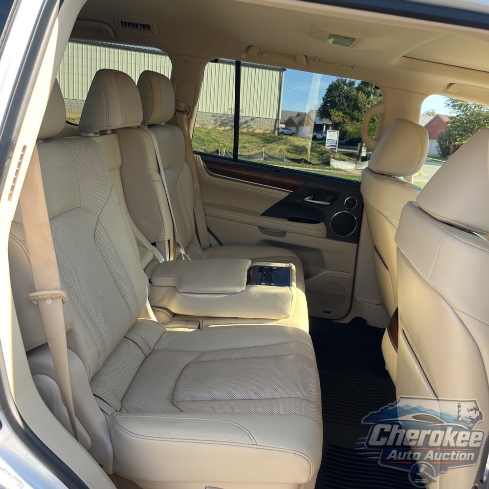 2021 Lexus LX 570 Three-Row