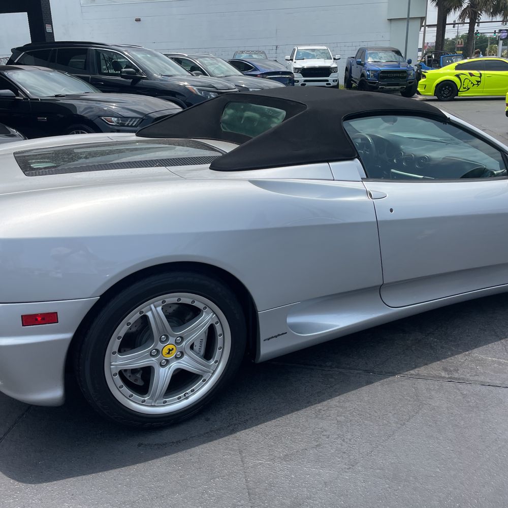 2002 Ferrari 360 Spider Base