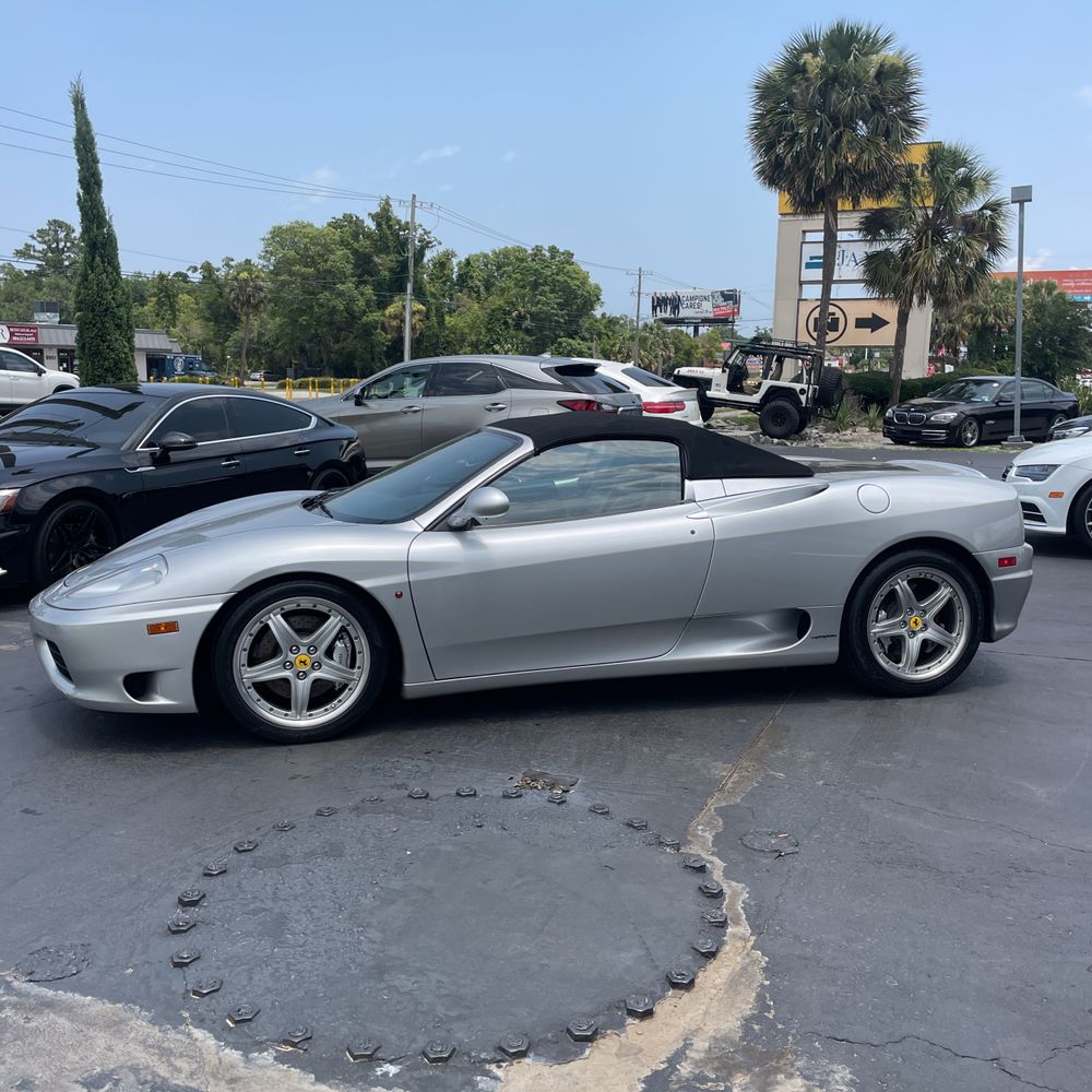 2002 Ferrari 360 Spider Base