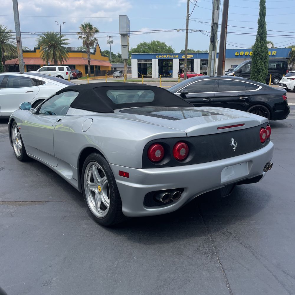 2002 Ferrari 360 Spider Base