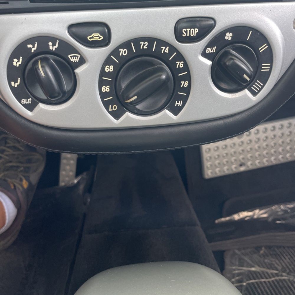 2002 Ferrari 360 Spider Base