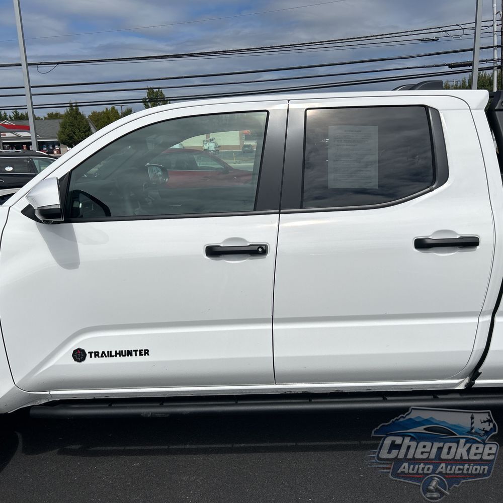 2025 Toyota Tacoma Trailhunter HV
