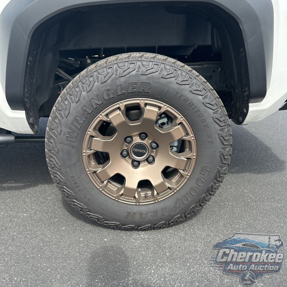 2025 Toyota Tacoma Trailhunter HV
