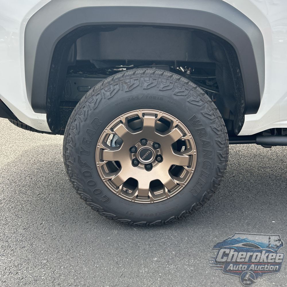 2025 Toyota Tacoma Trailhunter HV