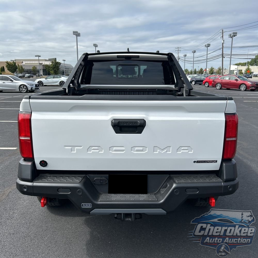 2025 Toyota Tacoma Trailhunter HV