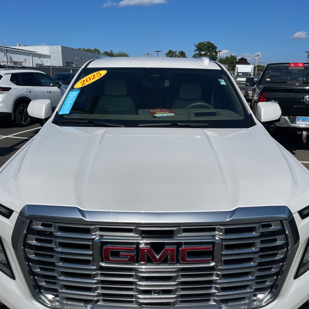 2025 GMC Yukon Denali