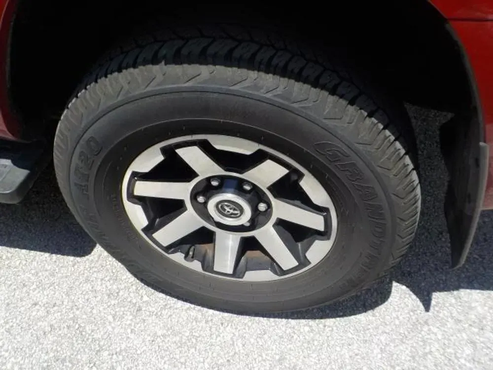 2024 Toyota 4Runner TRD Off Road