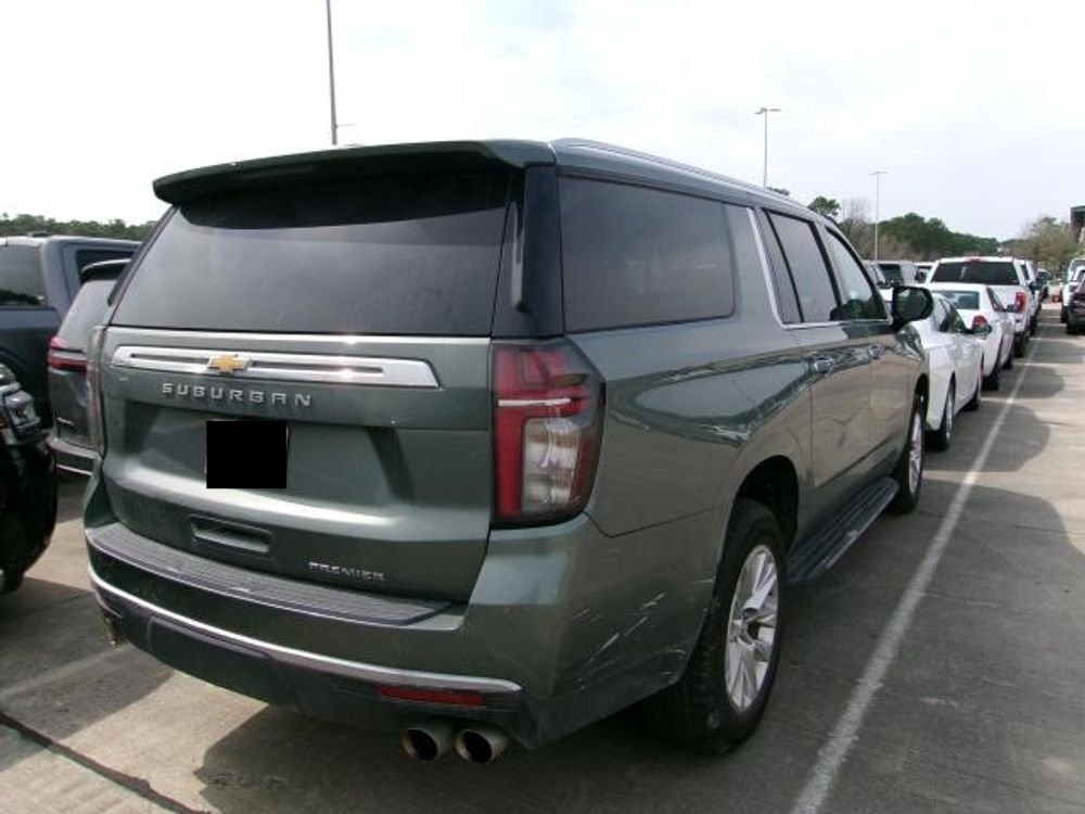 2023 Chevrolet Suburban Premier