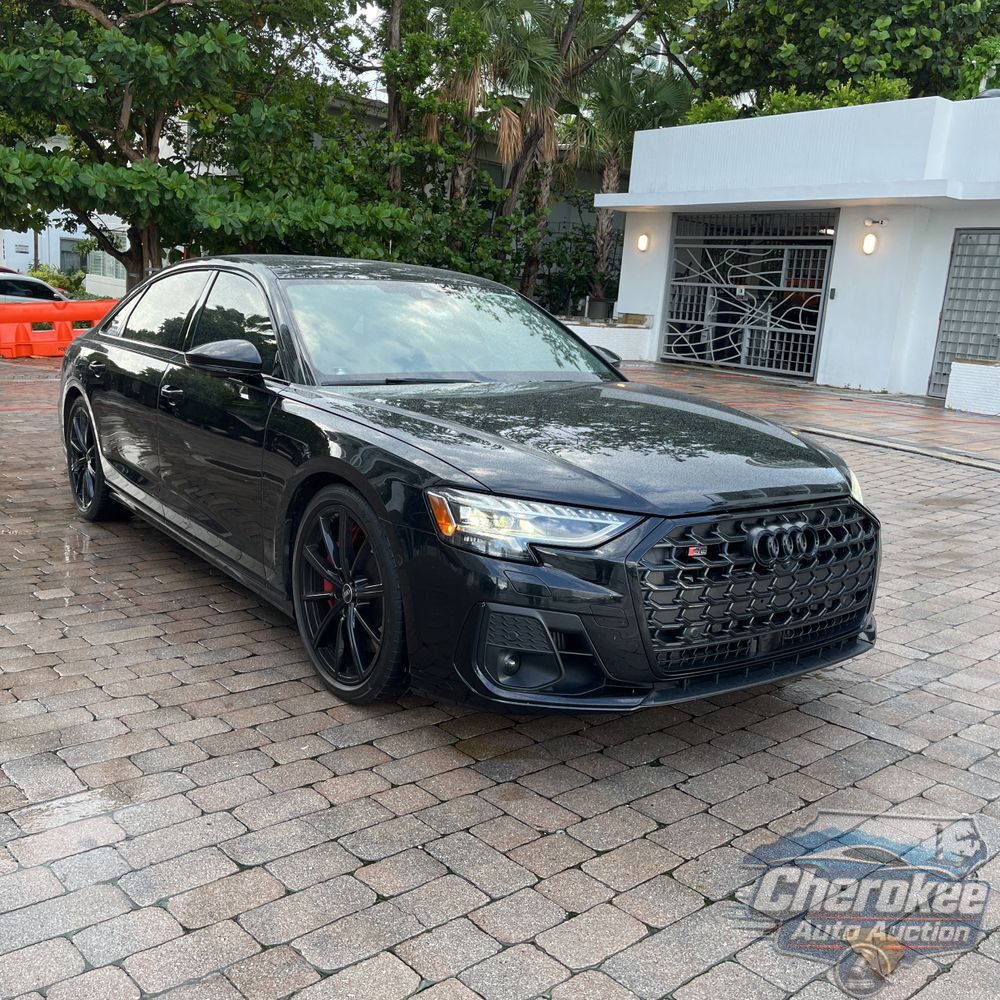 2023 Audi S8
