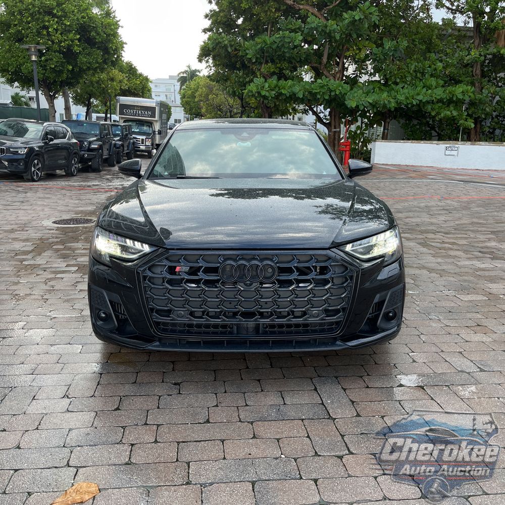 2023 Audi S8