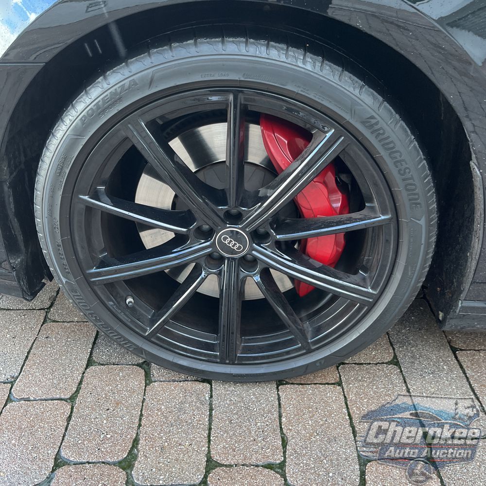2023 Audi S8