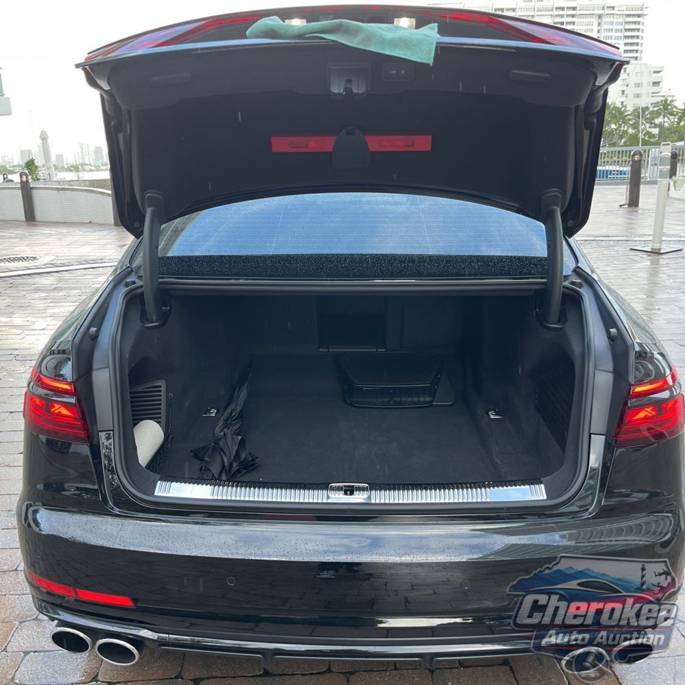 2023 Audi S8
