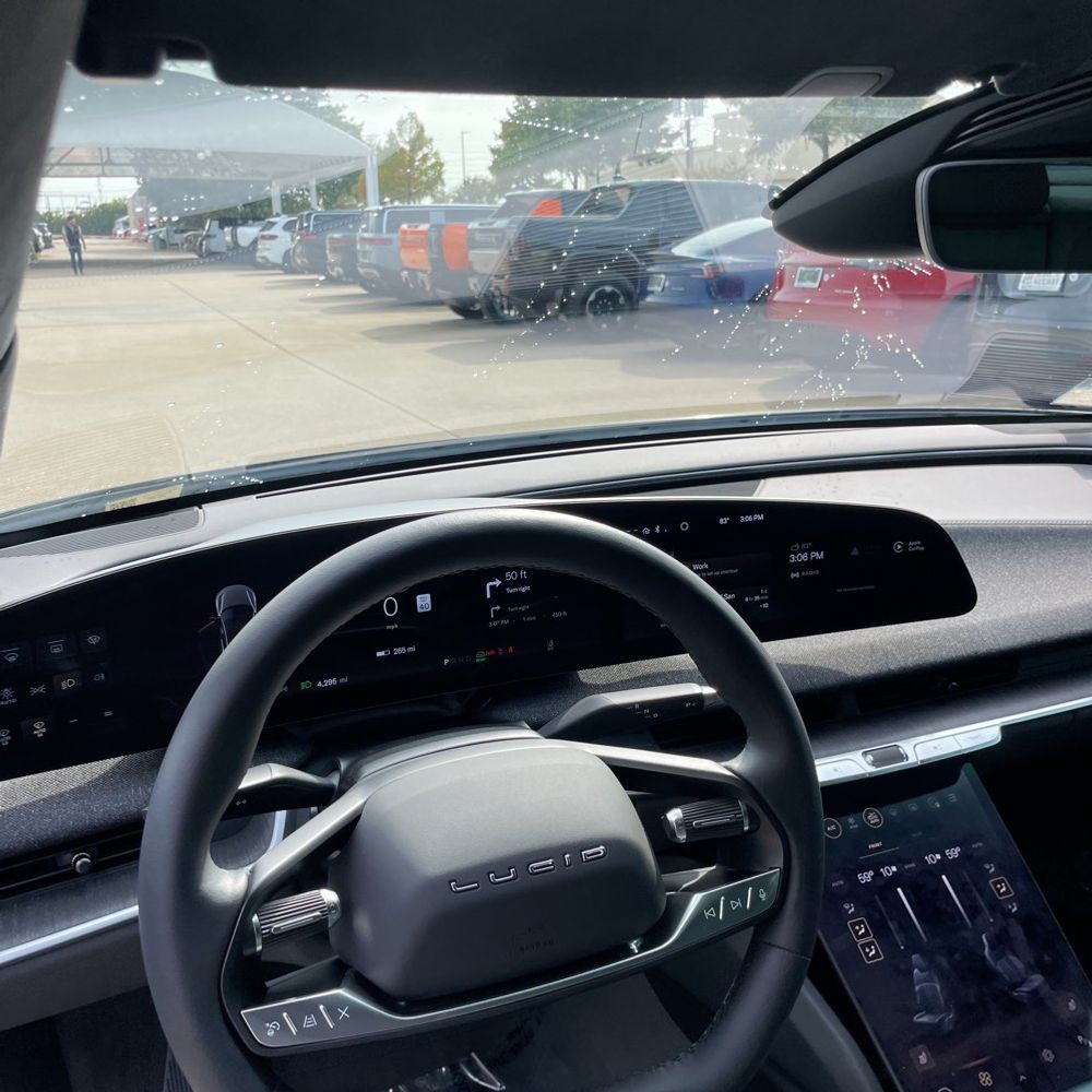 2025 Lucid Air Touring