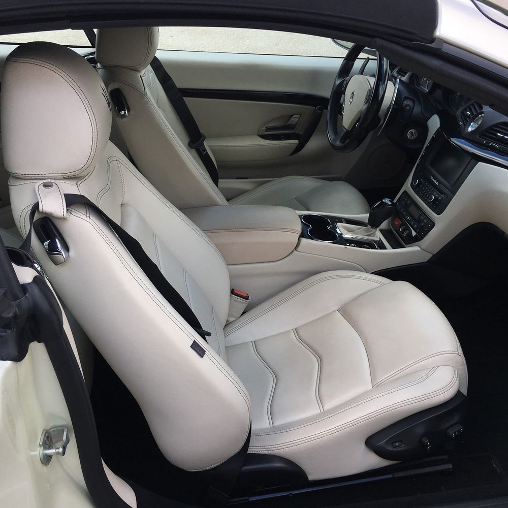 2012 Maserati GranTurismo Base