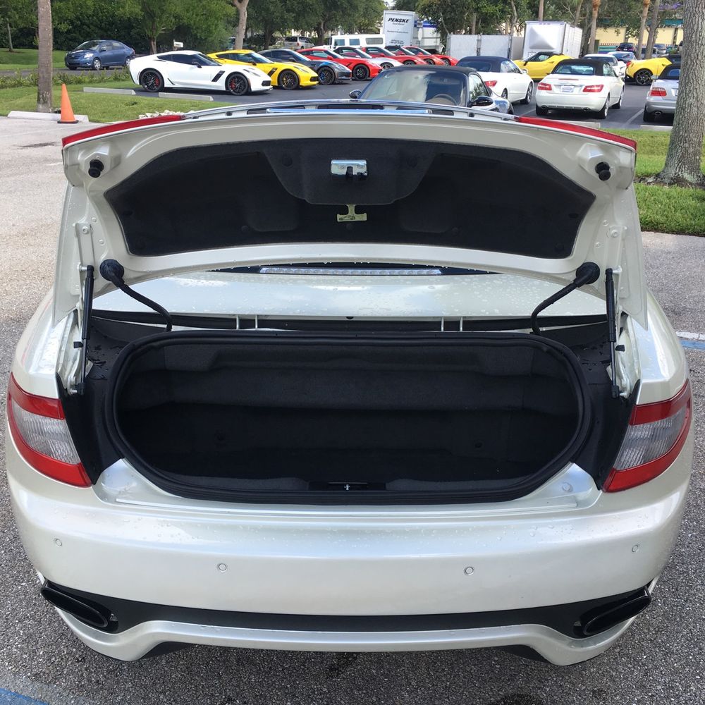 2012 Maserati GranTurismo Base