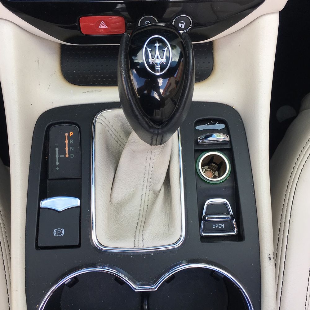 2012 Maserati GranTurismo Base